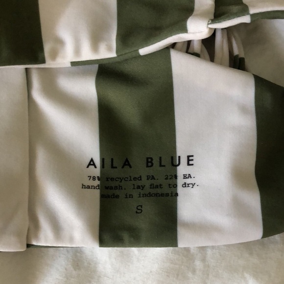 Aila Blue Shores Olive Bold Stripe Top size XS/S - Picture 6 of 6